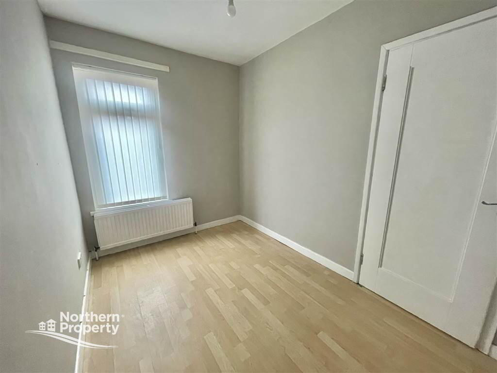Photo 14 of 90 St James Road, Belfast