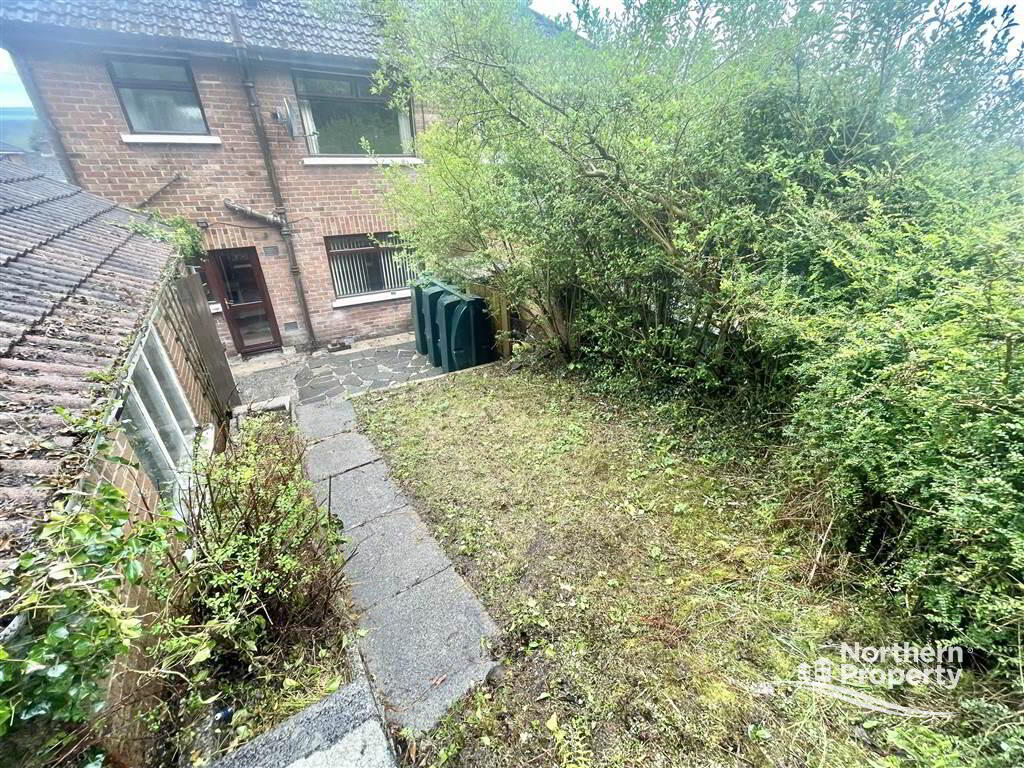 Photo 16 of 20 Floral Gardens, Newtownabbey