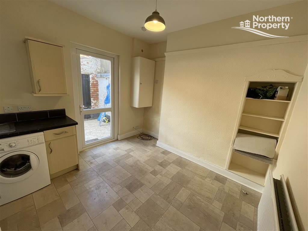 Photo 7 of 38 Iveagh Drive, Belfast