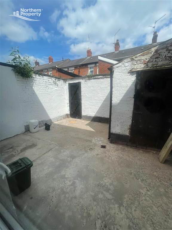 Photo 20 of 38 Iveagh Drive, Belfast