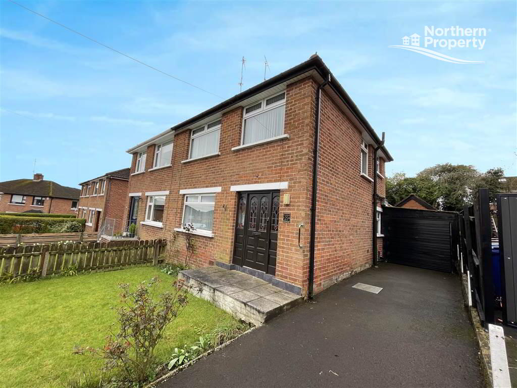Photo 2 of 29 Hillhead Crescent, Belfast