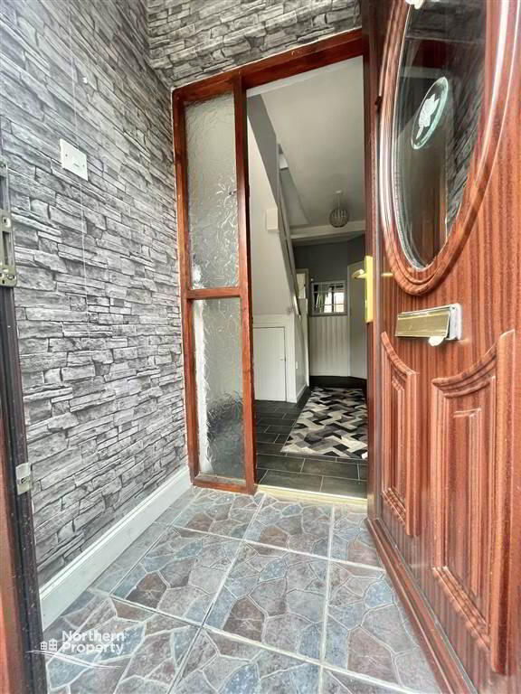 Photo 3 of 35 Divismore Crescent, Belfast
