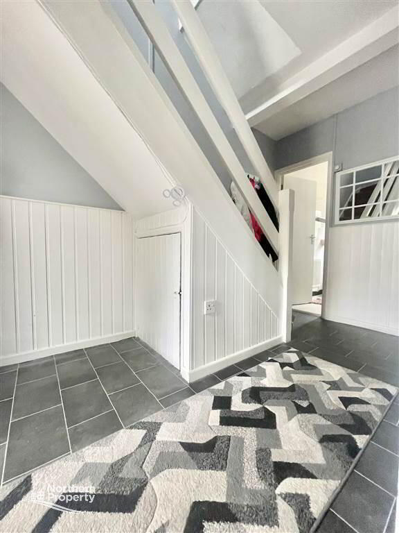 Photo 4 of 35 Divismore Crescent, Belfast