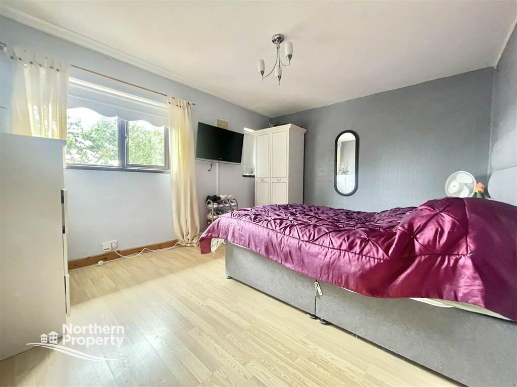 Photo 11 of 35 Divismore Crescent, Belfast