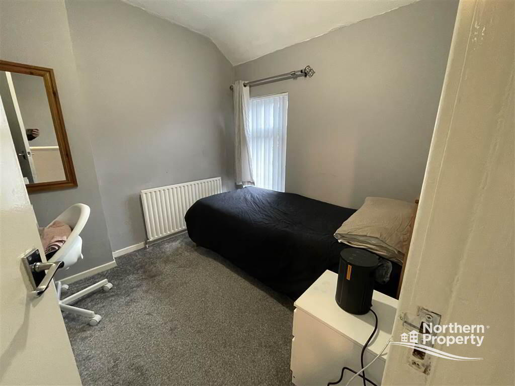 Photo 14 of 1 Victoria Gardens, Dunmurry, Belfast