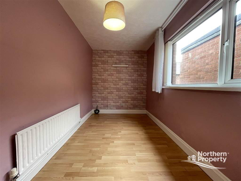 Photo 12 of 16 Locan Street, Belfast
