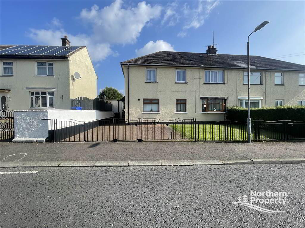 Photo 1 of 11 Slievegallion Drive, Belfast