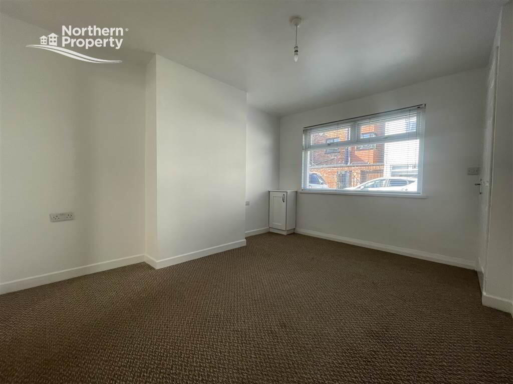Photo 4 of 1 Hill Street, Dunmurry, Belfast