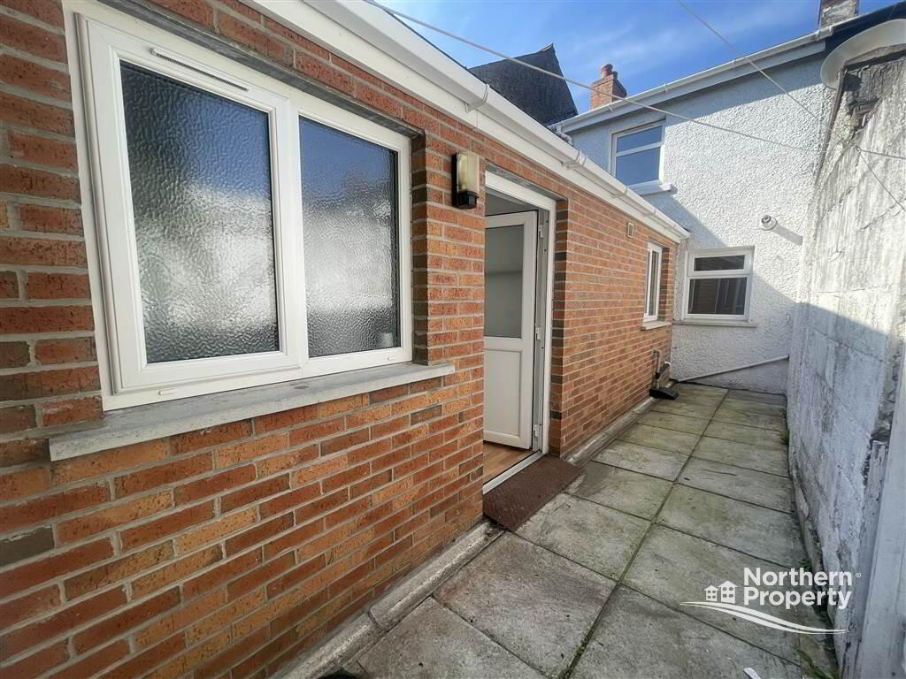 Photo 14 of 1 Hill Street, Dunmurry, Belfast