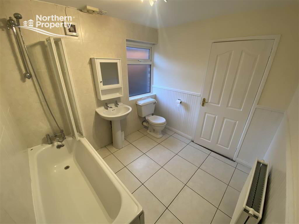 Photo 10 of 29 Fallswater Street, Belfast