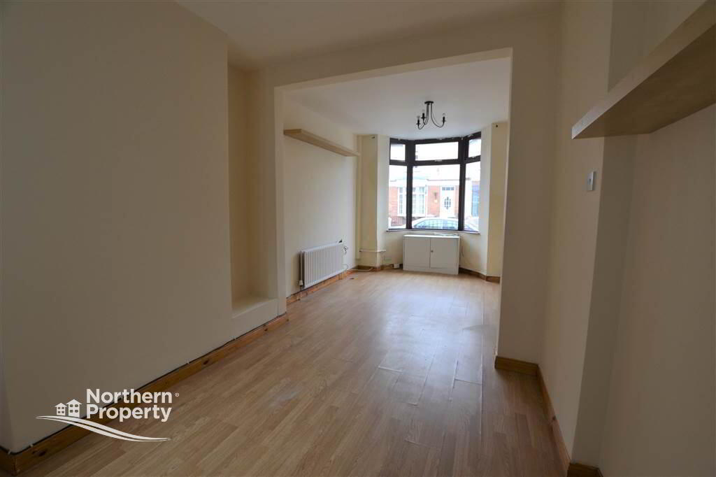 Photo 3 of 35 Fallswater Street, Belfast