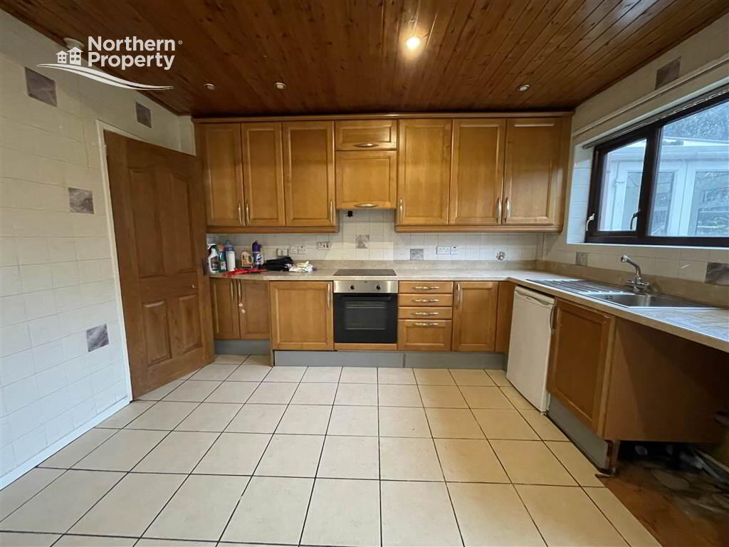 Photo 7 of 8 Trostan Way, Belfast