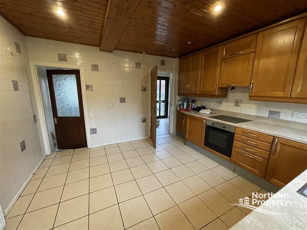 Photo 9 of 8 Trostan Way, Belfast