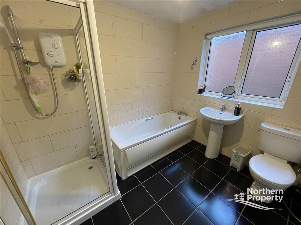 Photo 12 of 4 Cavendish Square, Belfast