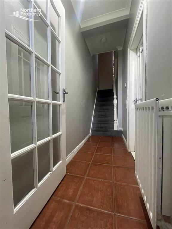 Photo 3 of 39 Crocus Street, Belfast