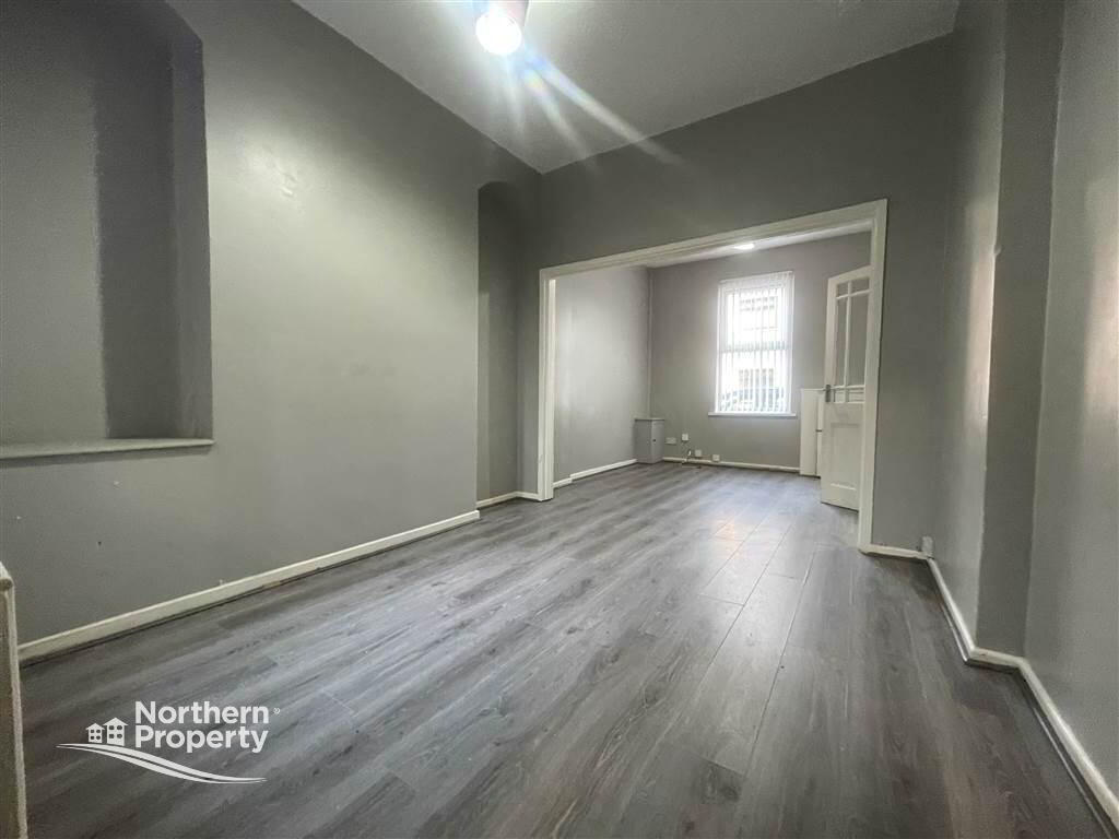 Photo 4 of 39 Crocus Street, Belfast