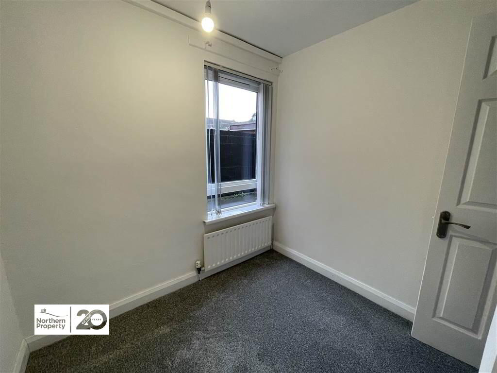 Photo 8 of 2 Friendly Way, Belfast