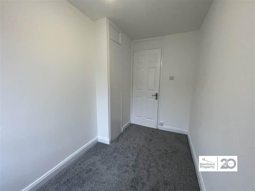 Photo 11 of 2 Friendly Way, Belfast