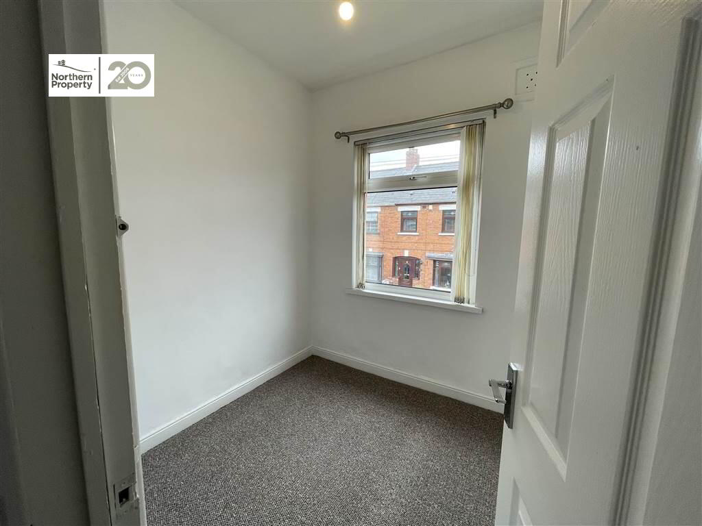 Photo 17 of 23 Iveagh Drive, Falls Road, Belfast