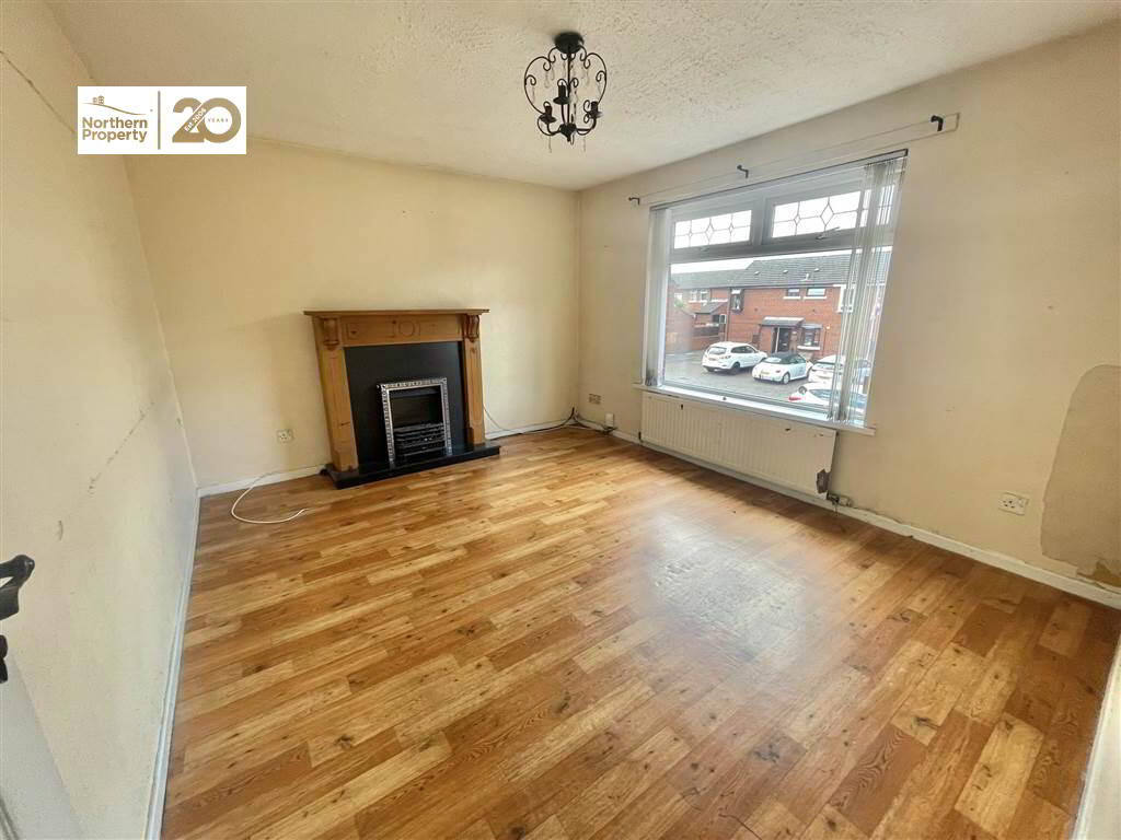 Photo 4 of 15b Majestic Drive, Belfast