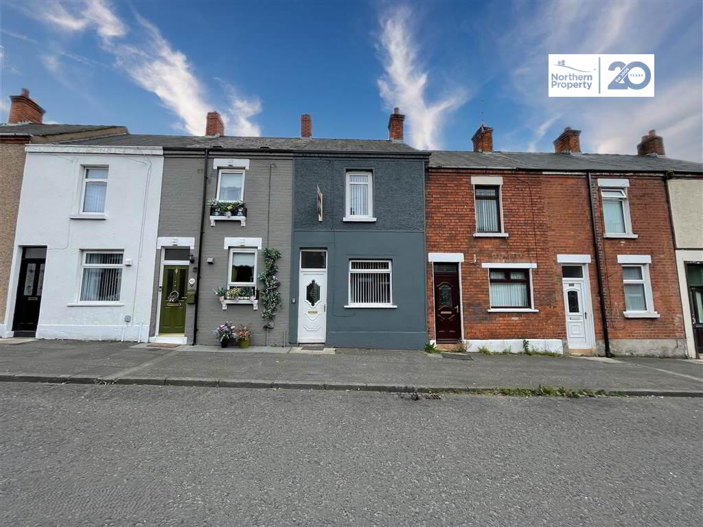 Photo 2 of 42 Oakman Street, Belfast