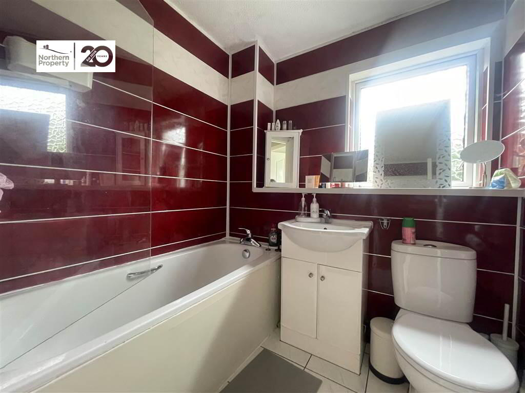 Photo 10 of 16 Hightown Rise, Glengormley, Newtownabbey