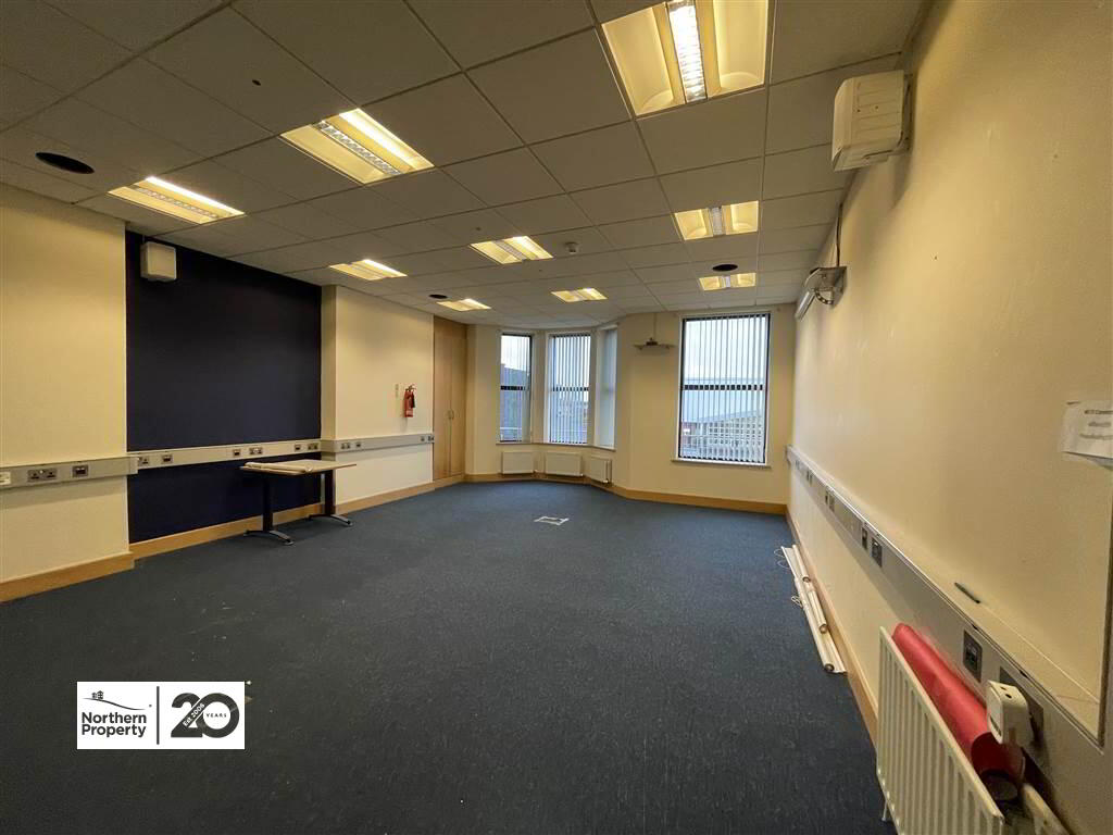 Photo 32 of 290-292 Antrim Road, Belfast