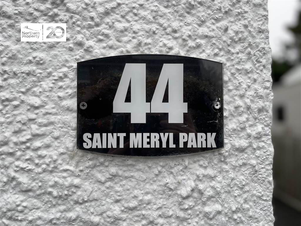 Photo 3 of 44 St Meryl Park, Belfast