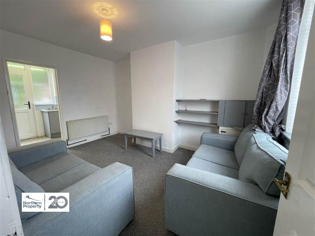 Photo 4 of 58 Olympia Drive, Belfast