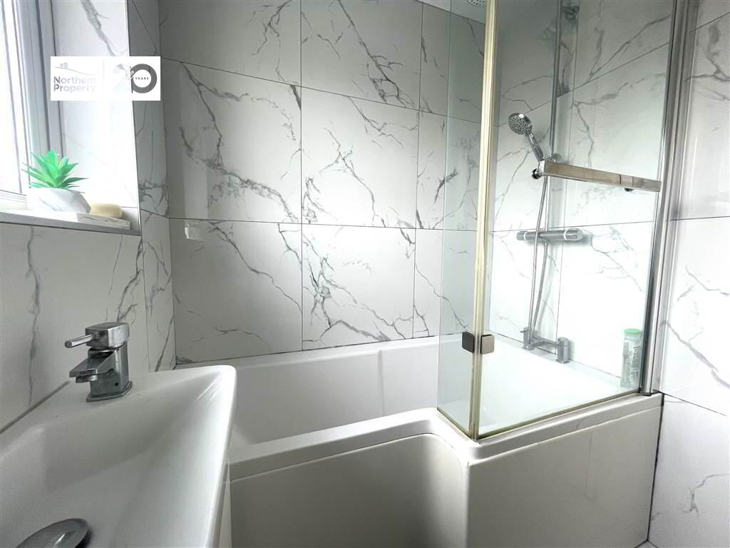 Photo 16 of 52 Ramoan Gardens, Belfast