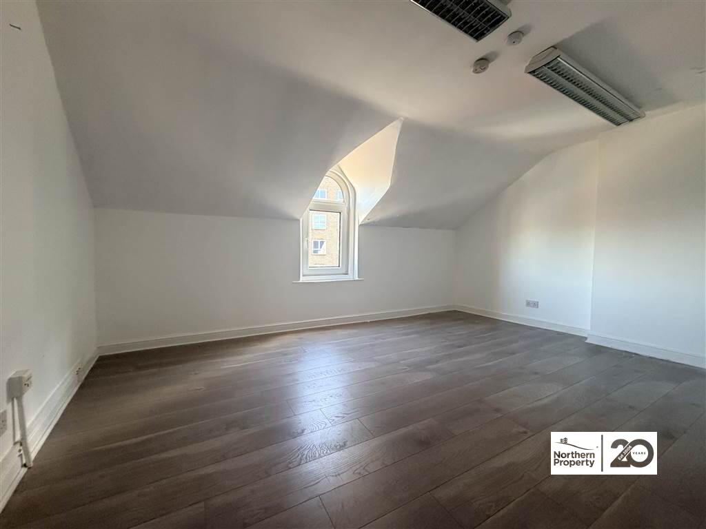 Photo 6 of 131a Falls Road, Belfast