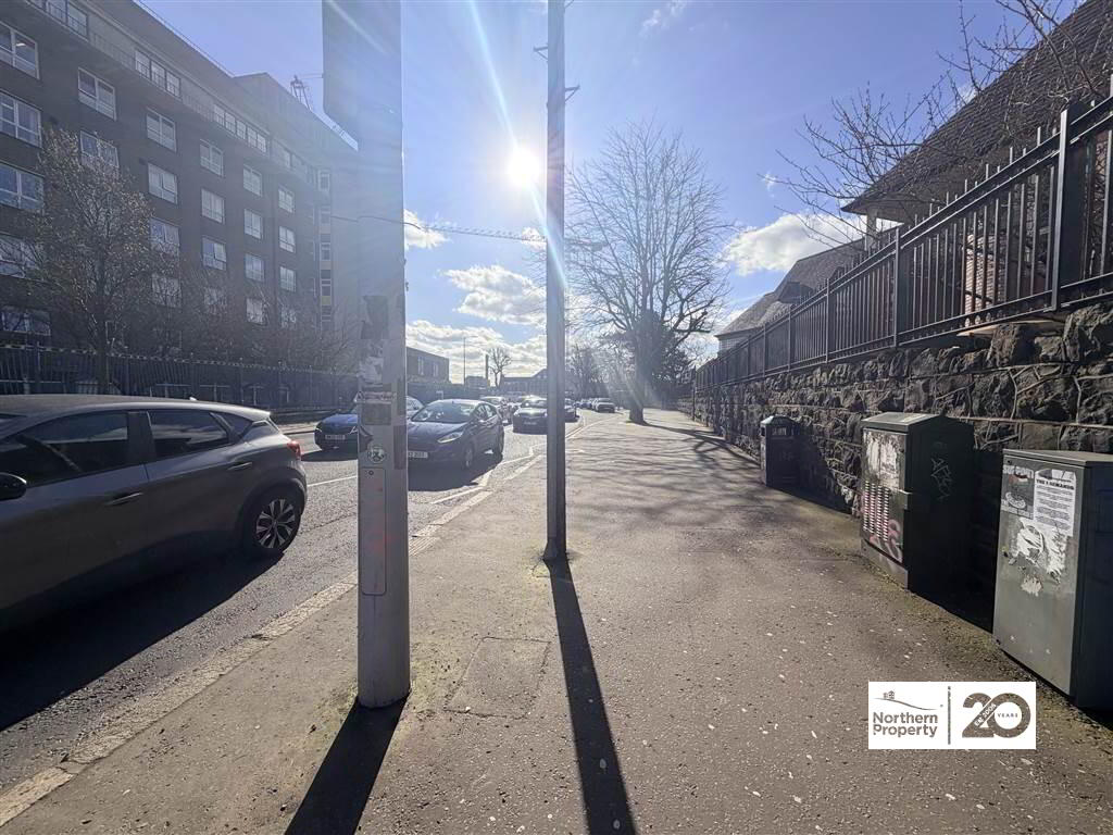 Photo 9 of 131a Falls Road, Belfast