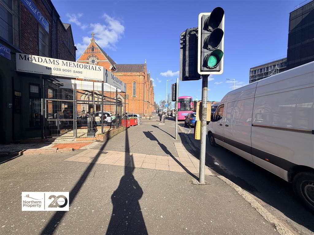 Photo 8 of 131a Falls Road, Belfast