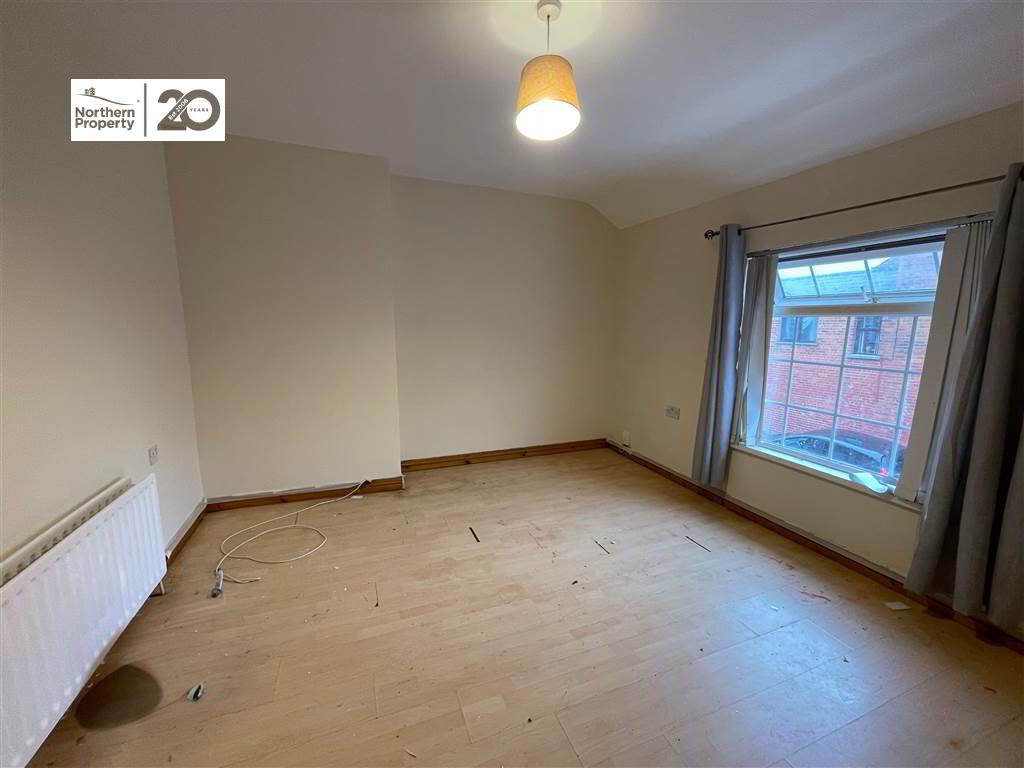 Photo 8 of 2 Beechmount Parade, Belfast