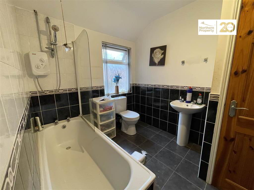 Photo 9 of 2 Beechmount Parade, Belfast