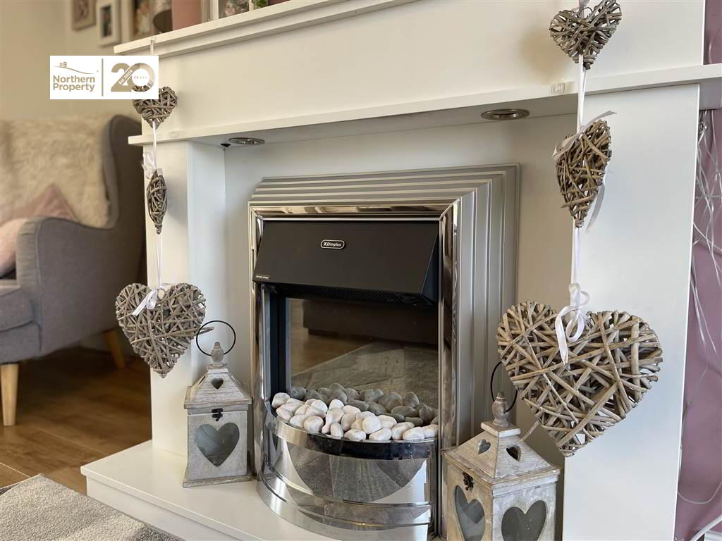 Photo 5 of 17 Tullymore Walk, Belfast