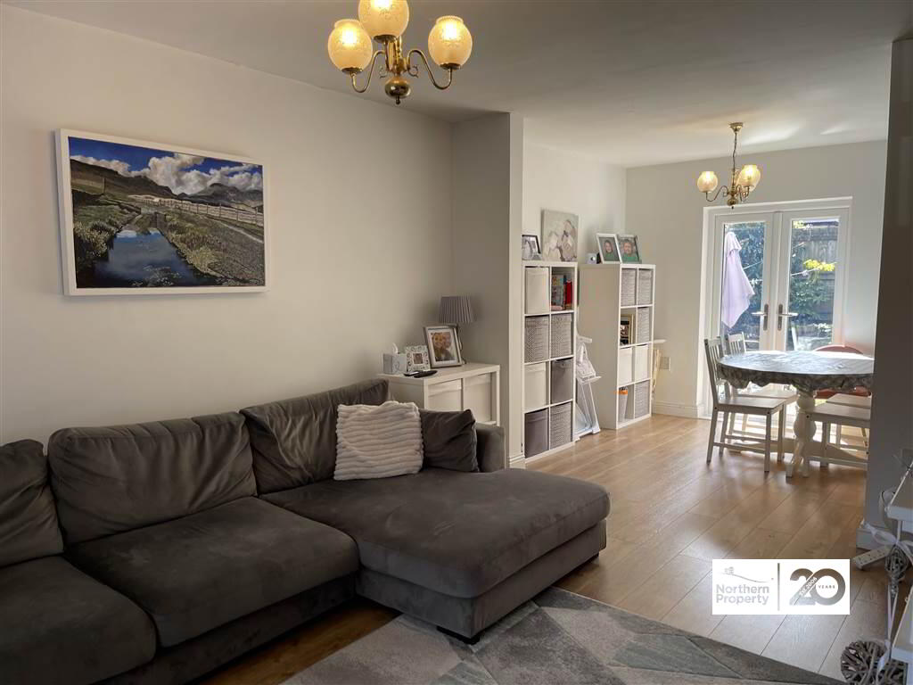 Photo 6 of 17 Tullymore Walk, Belfast