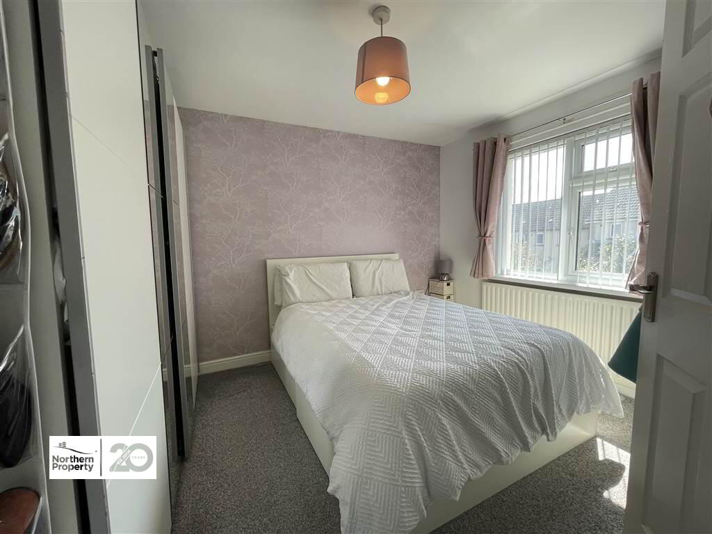 Photo 14 of 17 Tullymore Walk, Belfast