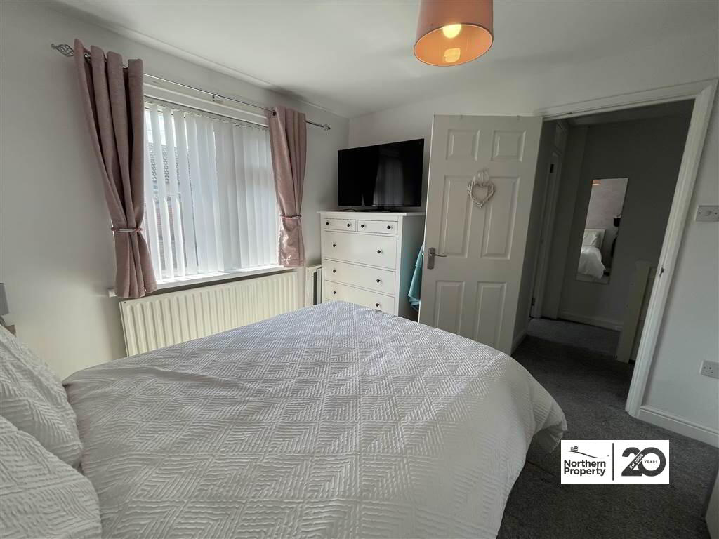 Photo 15 of 17 Tullymore Walk, Belfast