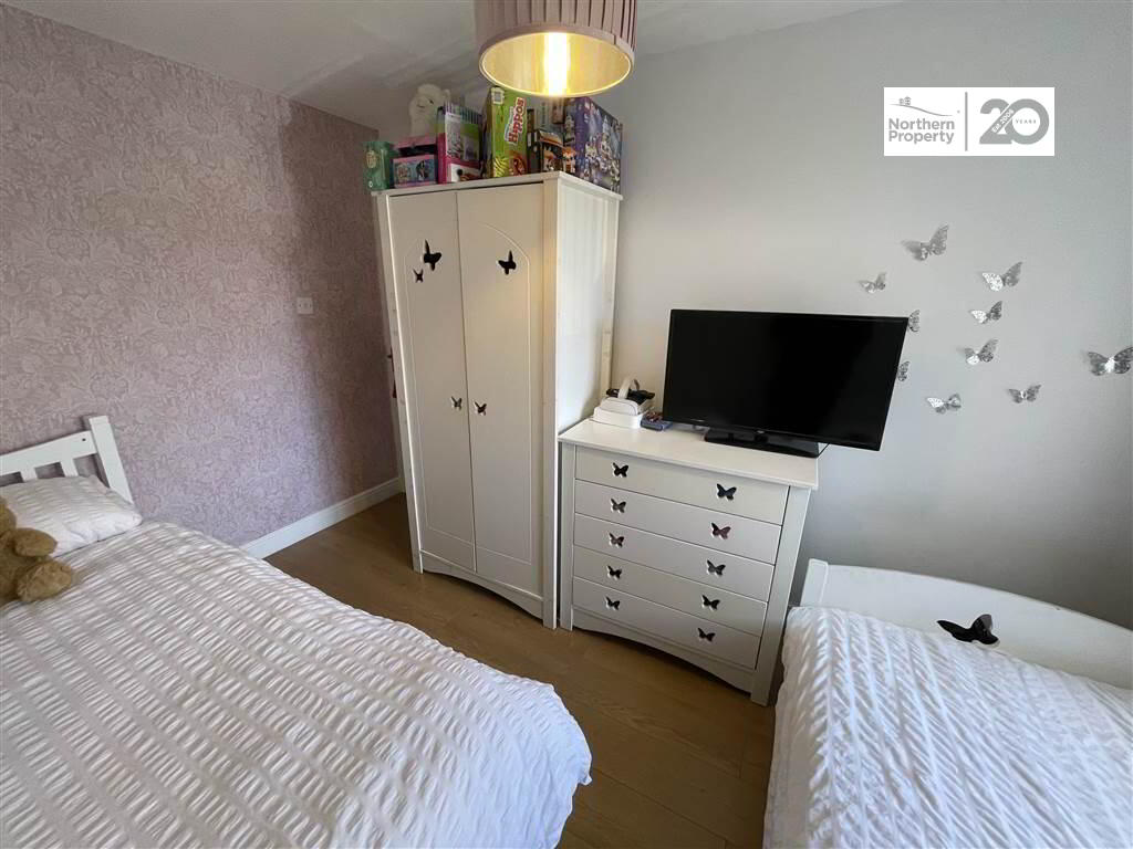 Photo 17 of 17 Tullymore Walk, Belfast