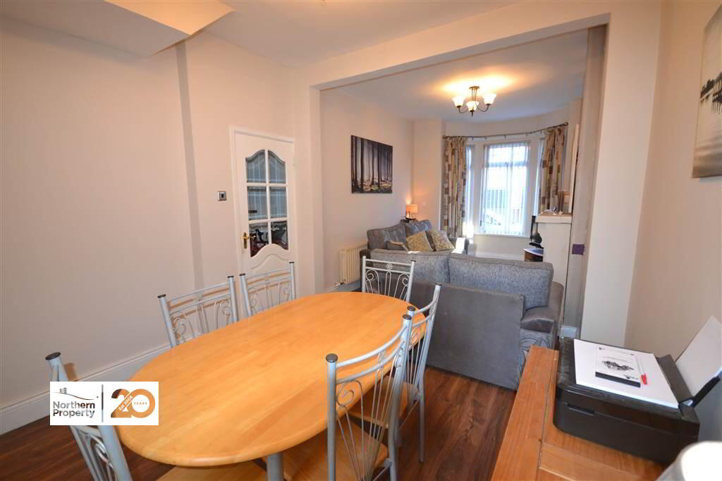 Photo 4 of 24 Wyndham Street, Belfast