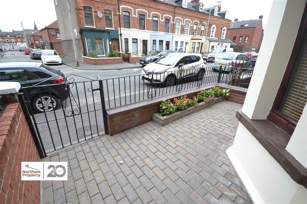 Photo 12 of 105 Madrid Street, Belfast