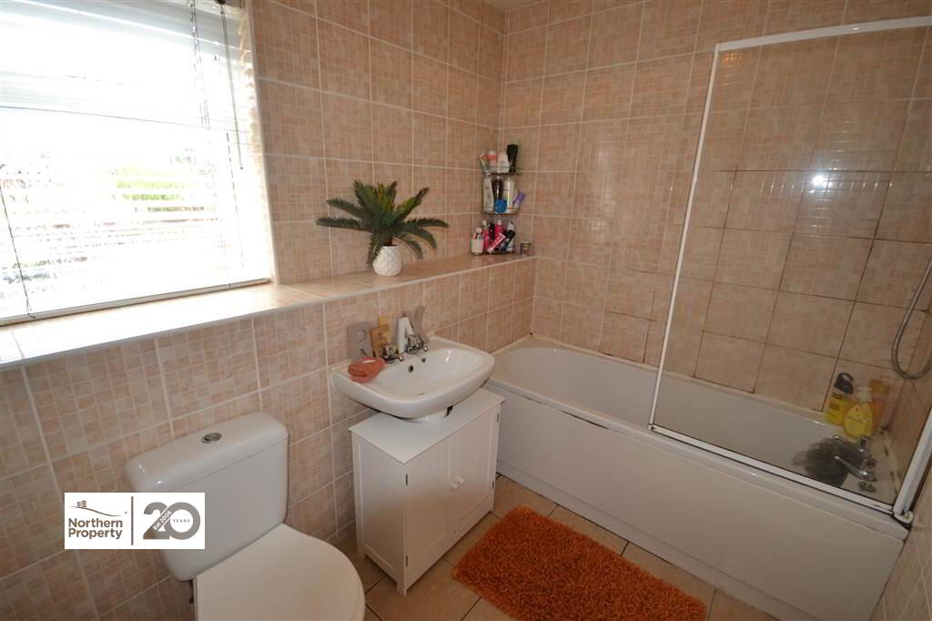 Photo 12 of 14 Colinbrook Gardens, Poleglass, Belfast