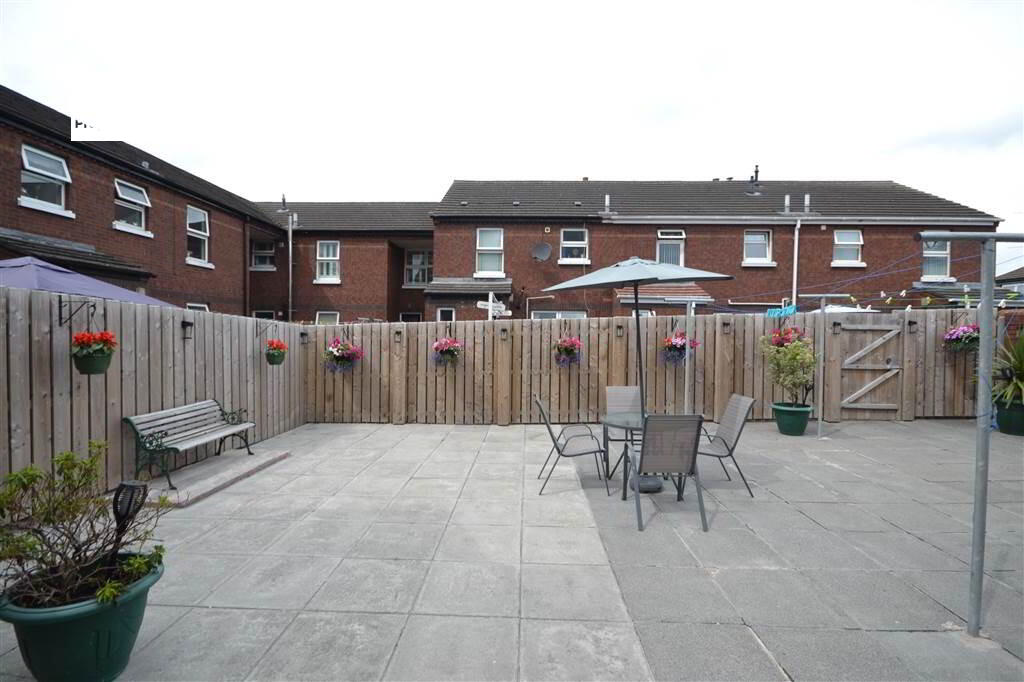 Photo 10 of 4 St Matthews Court, Belfast
