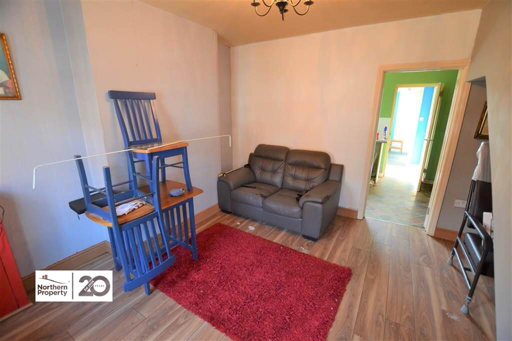 Photo 4 of 54 Iris Drive, Belfast