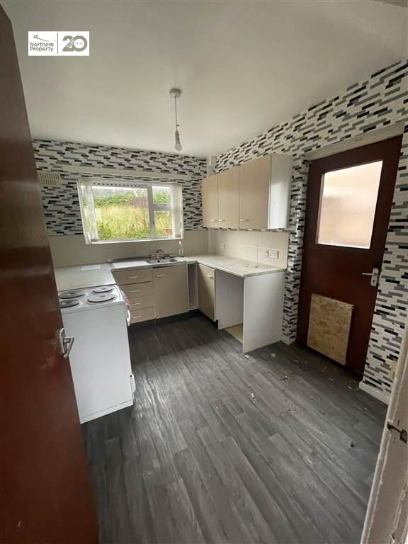 Photo 4 of 46 Ardoyne Road, Belfast