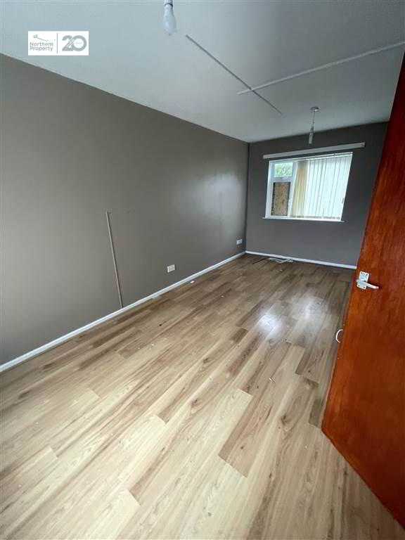 Photo 3 of 46 Ardoyne Road, Belfast