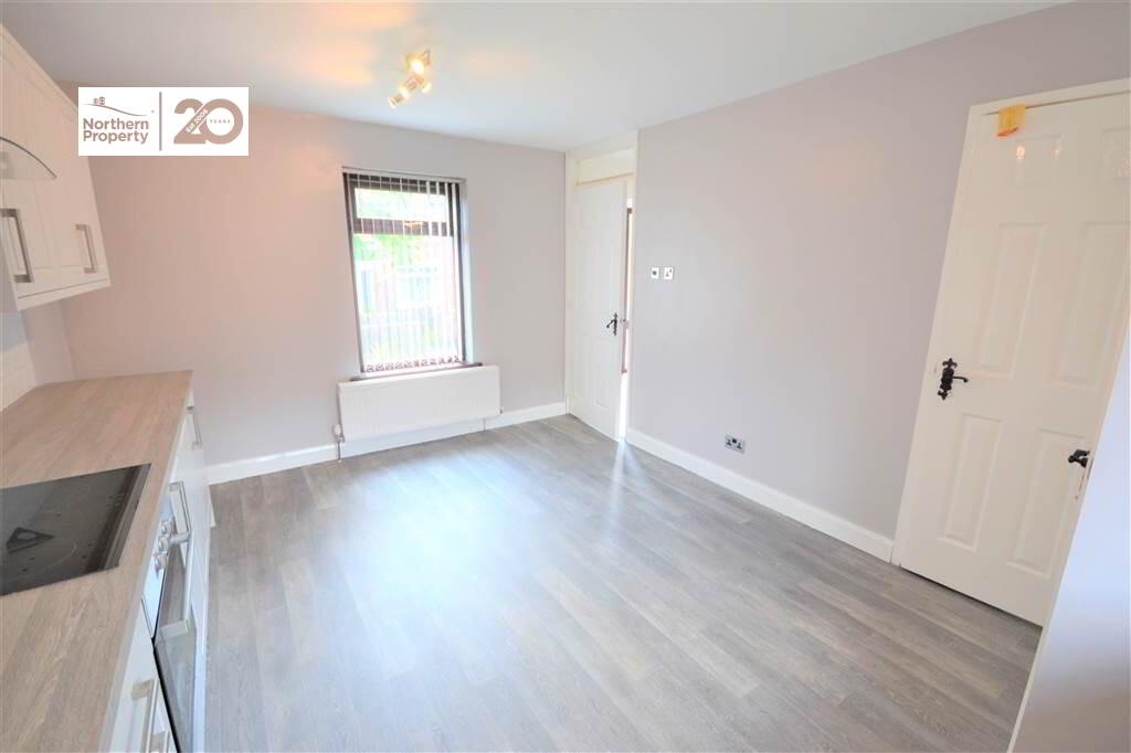 Photo 8 of 7 Waterford Way, Belfast