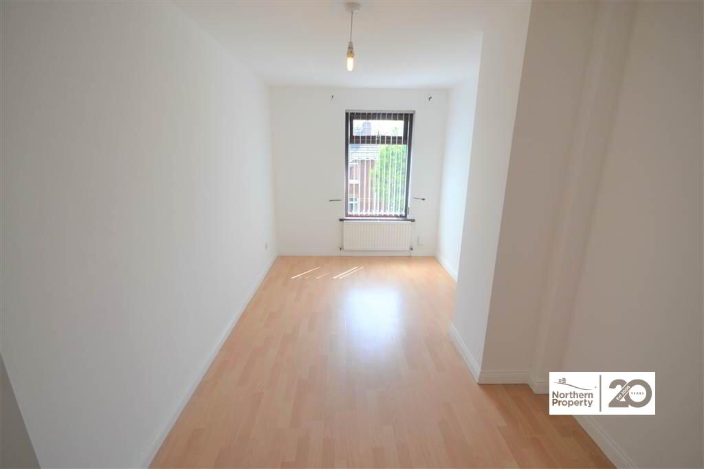 Photo 11 of 7 Waterford Way, Belfast