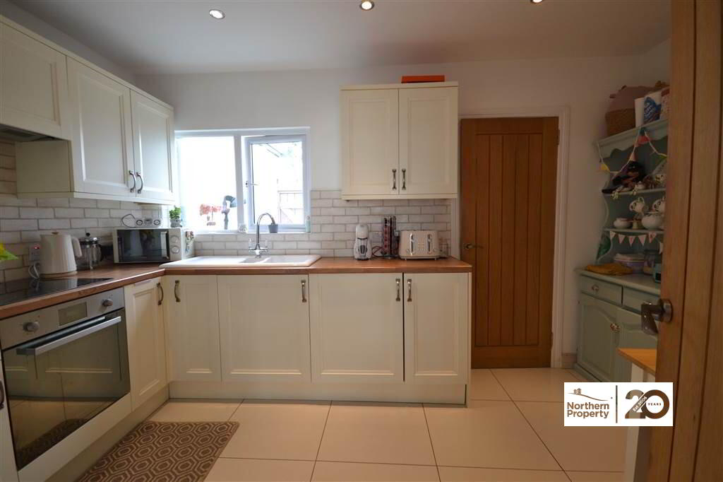 Photo 12 of 92 Iveagh Street, Belfast